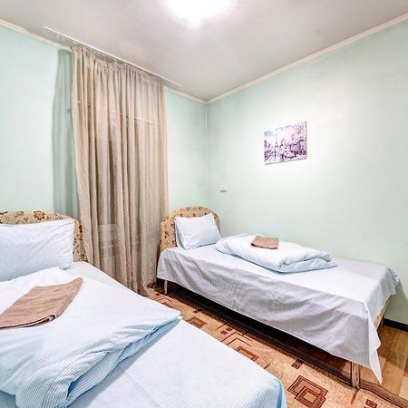 Hotel Zvezda Kyjev Exteriér fotografie