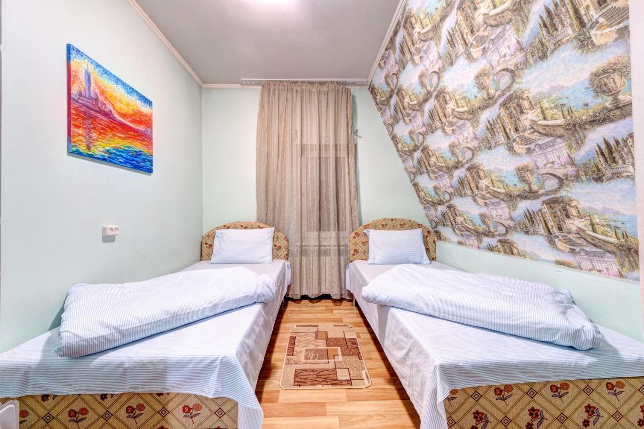 Hotel Zvezda Kyjev Exteriér fotografie