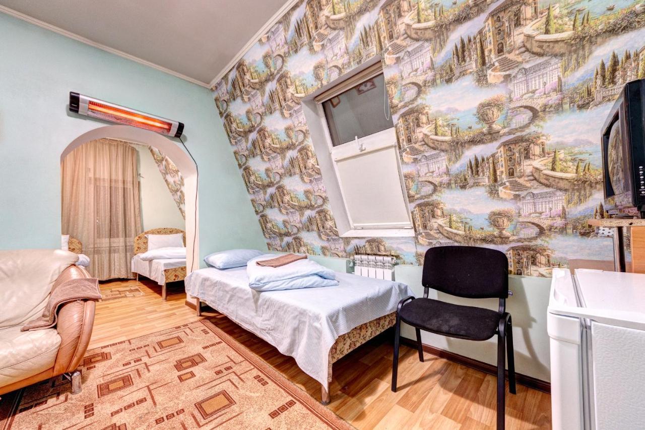 Hotel Zvezda Kyjev Exteriér fotografie