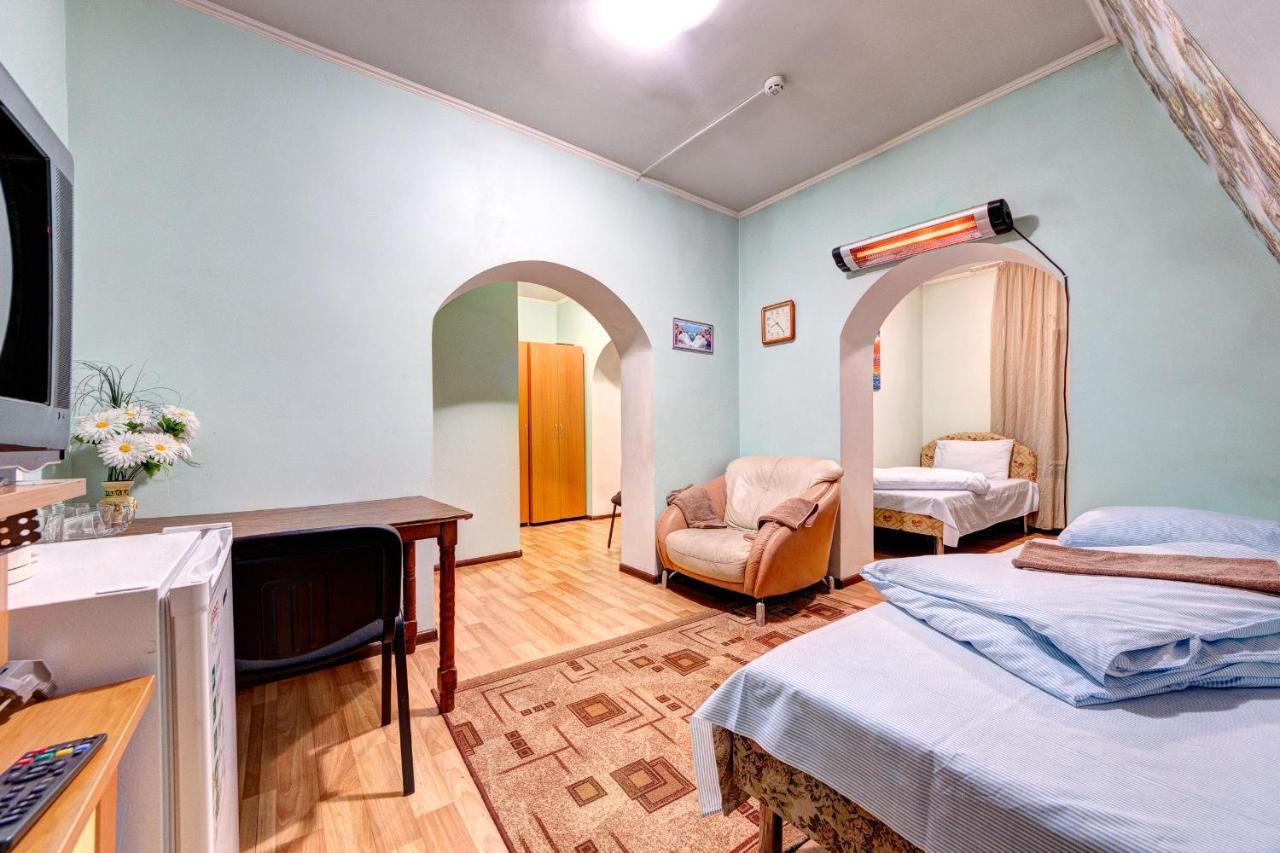 Hotel Zvezda Kyjev Exteriér fotografie