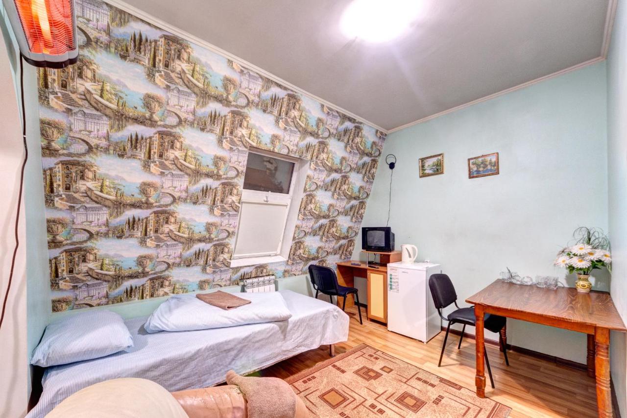 Hotel Zvezda Kyjev Exteriér fotografie